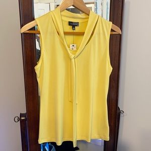 Nice soft yellow top